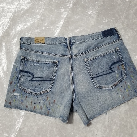 American Eagle Outfitters Distressed Shorts - Picture 2 of 4